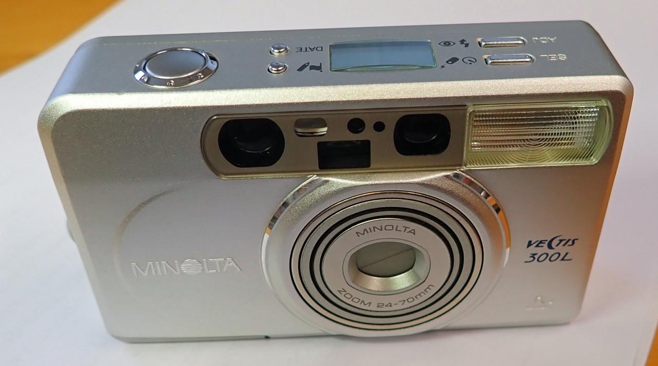 MINOLTA Vectis 300L camera