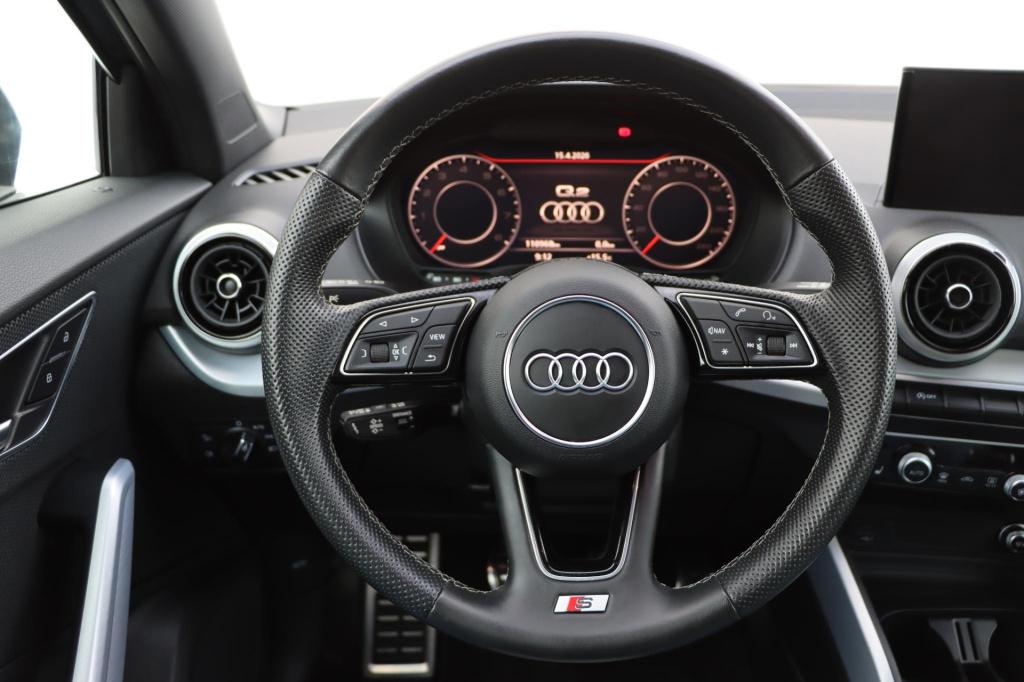Audi Q2 30 tfsi s edition 110pk | navi | stoelverwarming
