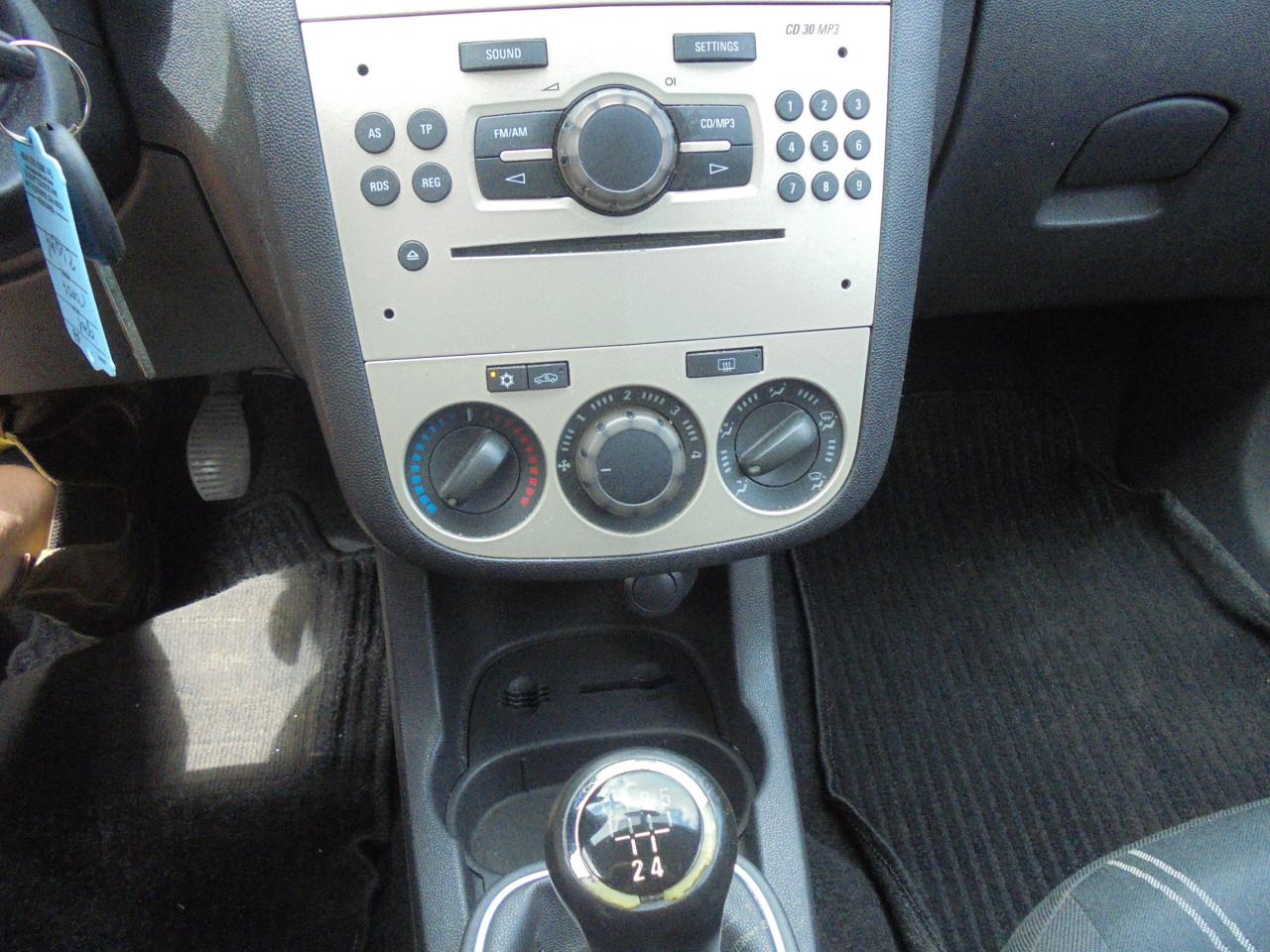 Corsa 1.2-16V in nette conditie,163.793 Km Apk.Juli 2027