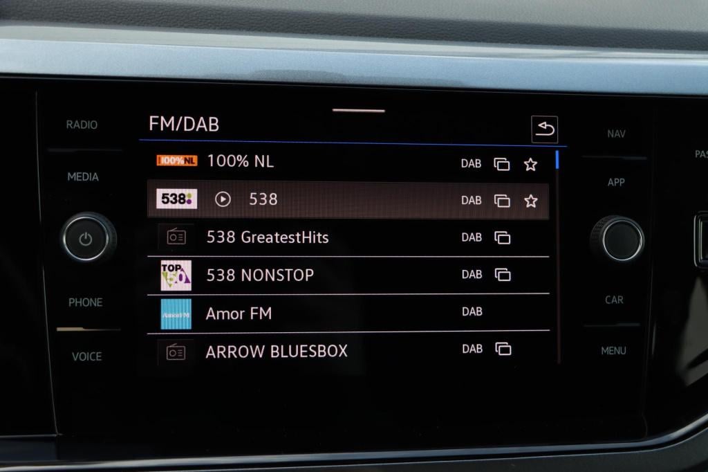 Volkswagen Polo 1.0 tsi highline business r 95pk | camera | carplay