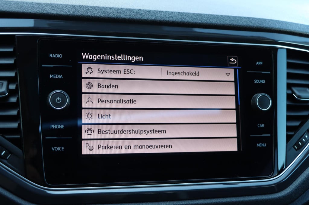 Volkswagen T-roc 1.5 tsi sport business r