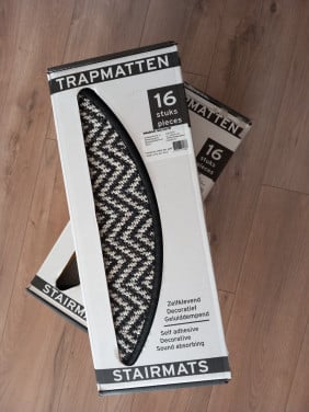2 pakken trapmatten