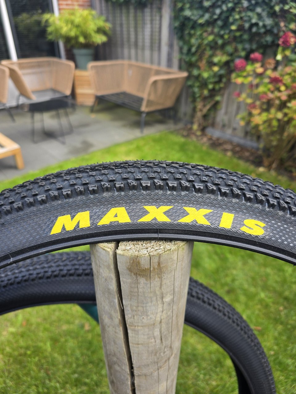 Nieuwe Maxxis 29" x2.1 inch TR band