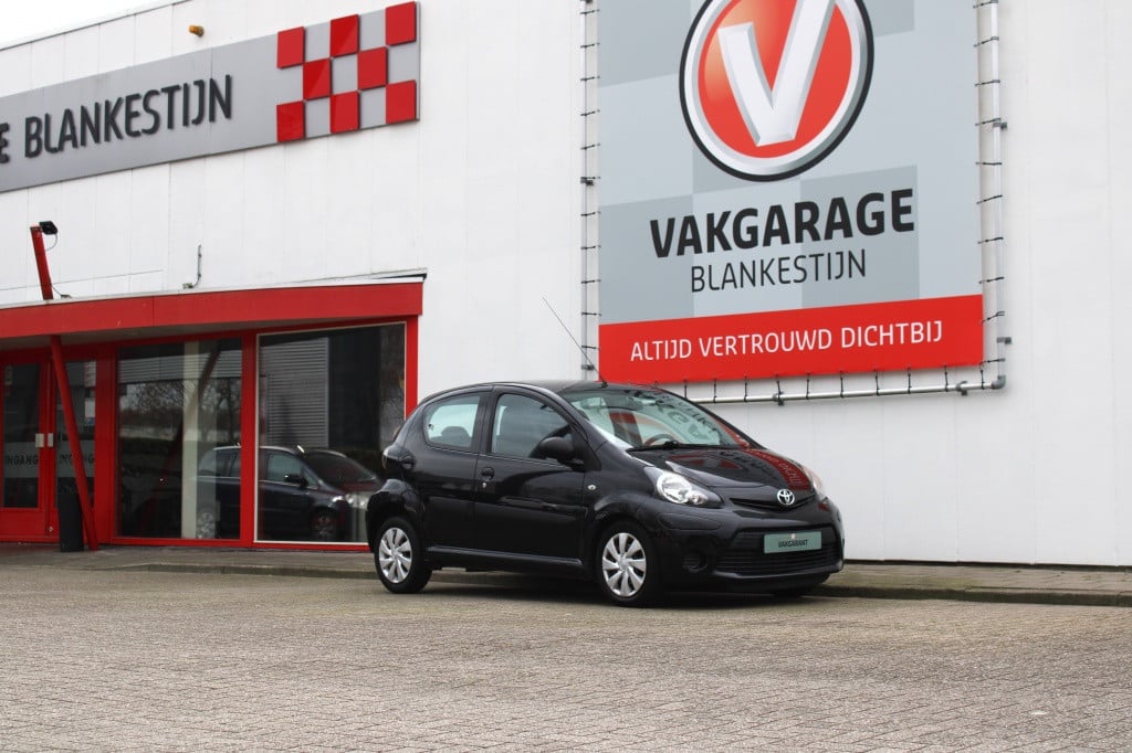 Toyota Aygo 1.0 vvt-i now