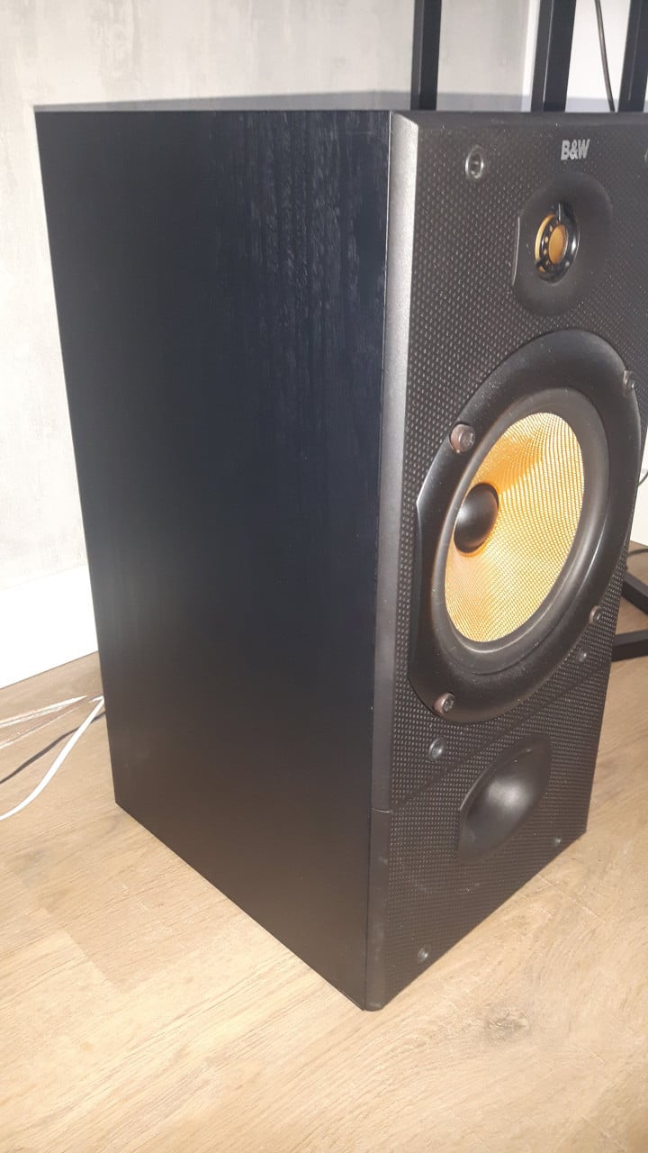 Luidspeakers B&W DM602