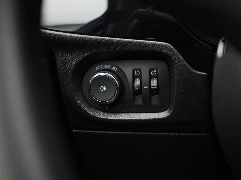 Opel Corsa-e edition 50 kwh | apple car play | cruise control | climate con