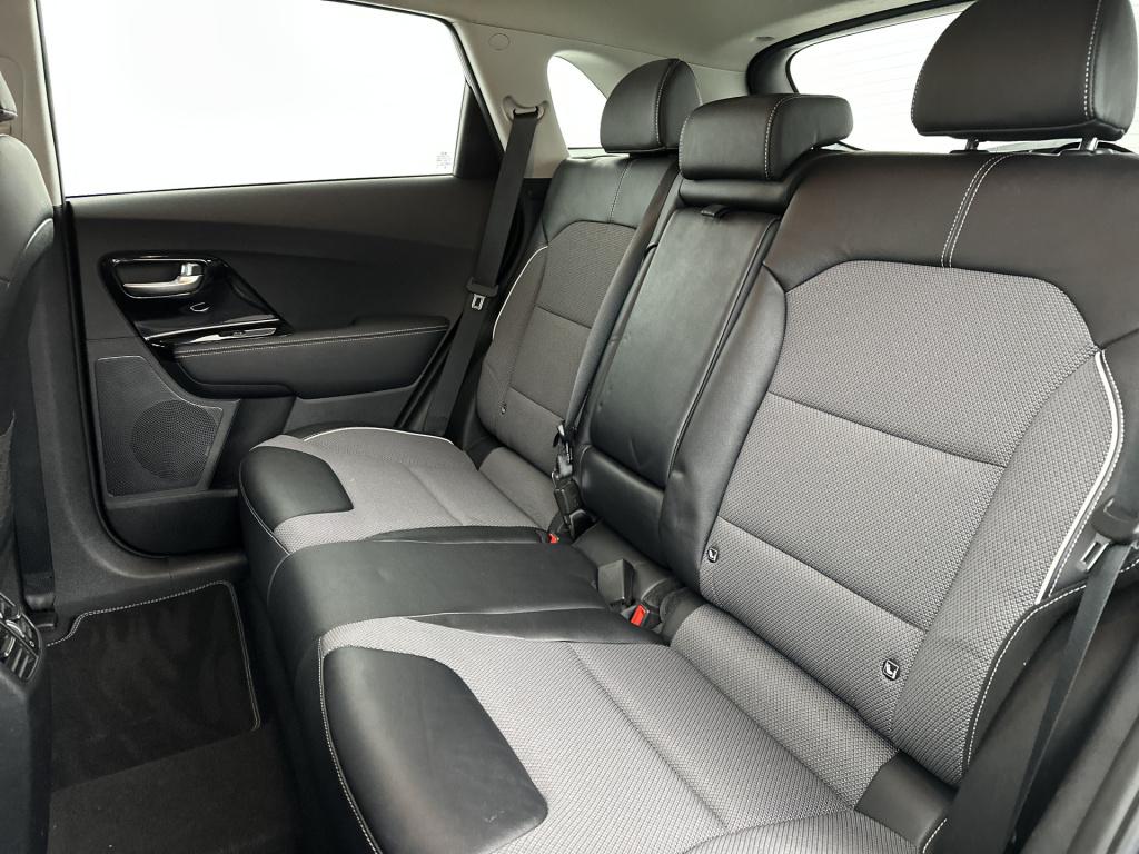 Kia E-niro dynamicline 64 kwh | stoelverwarming | licht metalen wielen