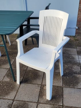 Tuinstoelen, 2 stuks