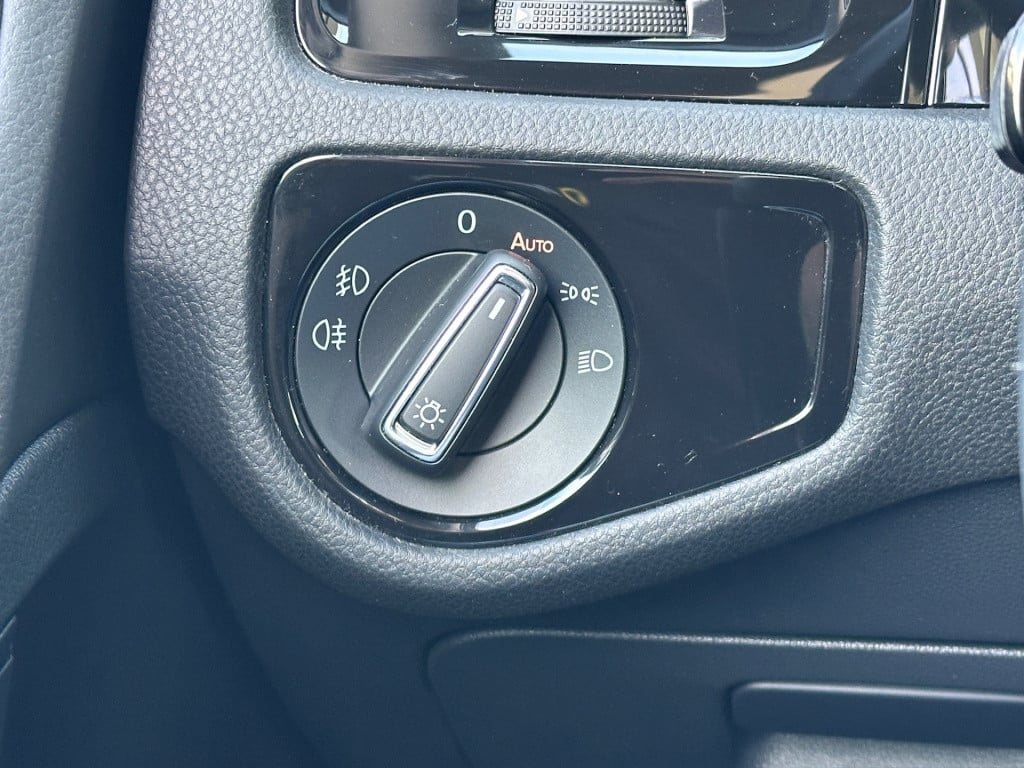 Volkswagen Golf 1.5 tsi 150pk dsg highline | panoramadak | virtual cockpit 