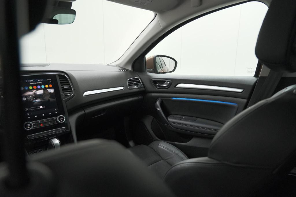 Renault Megane E-tech estate 1.6 plug-in hybrid 160 intens | stoelmassage |