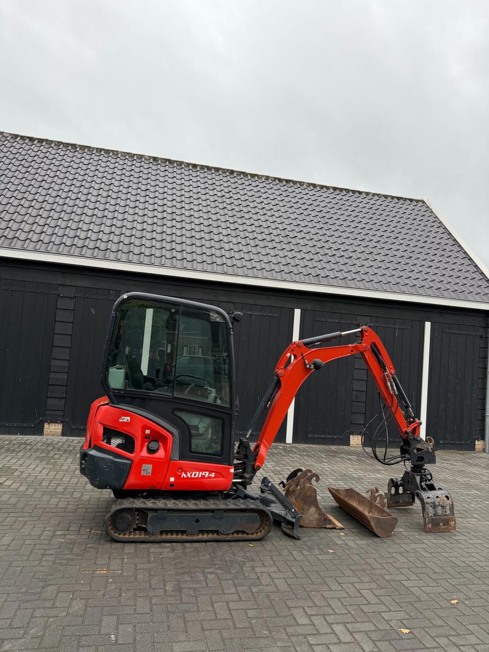 Nette complete set, Kubota KX019-4, sorteergrijper, aanhanger