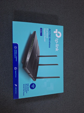 TP-LINK router