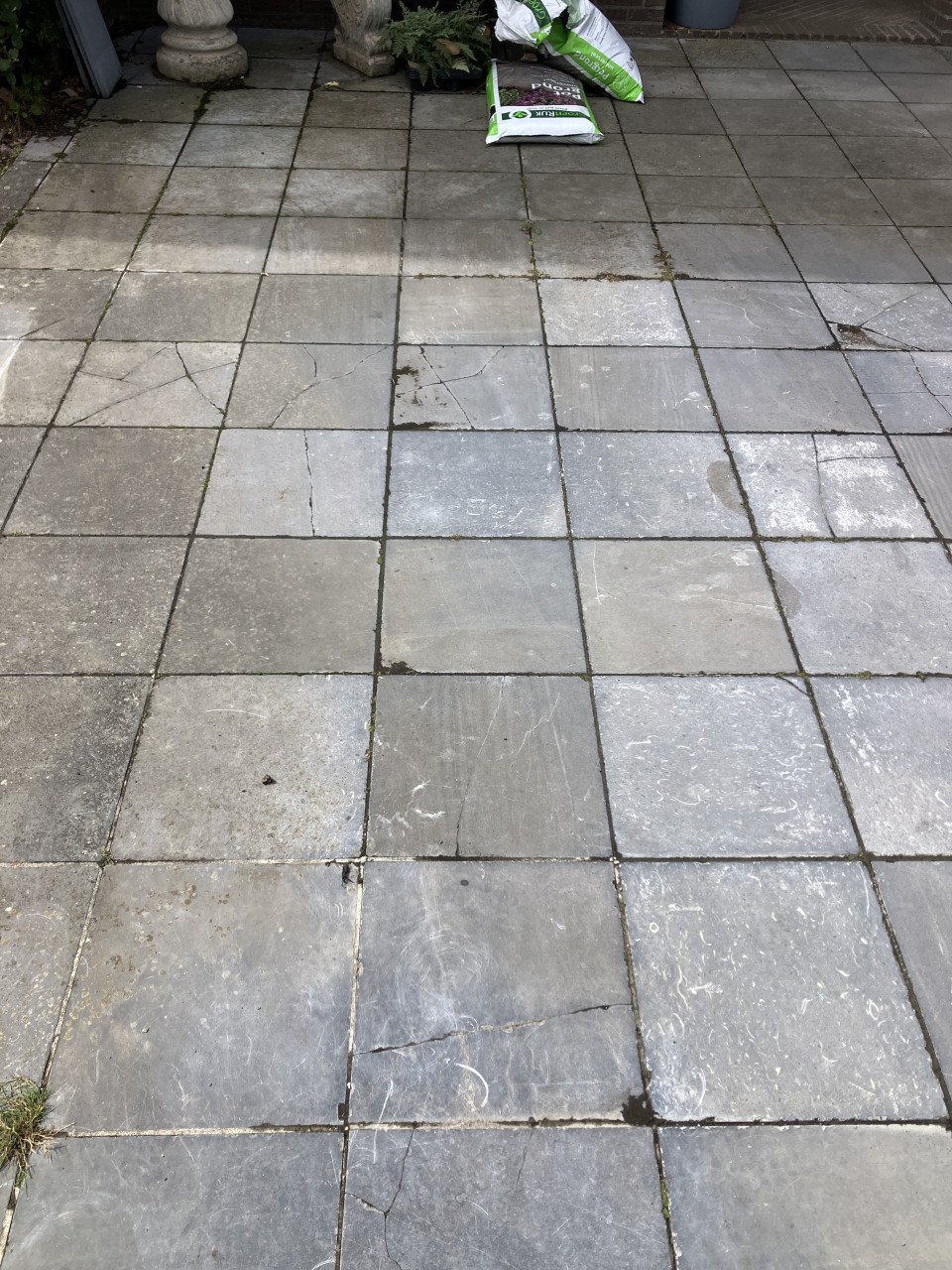 10 m2 natuursteen 40x40x2 GRATIS OPHALEN