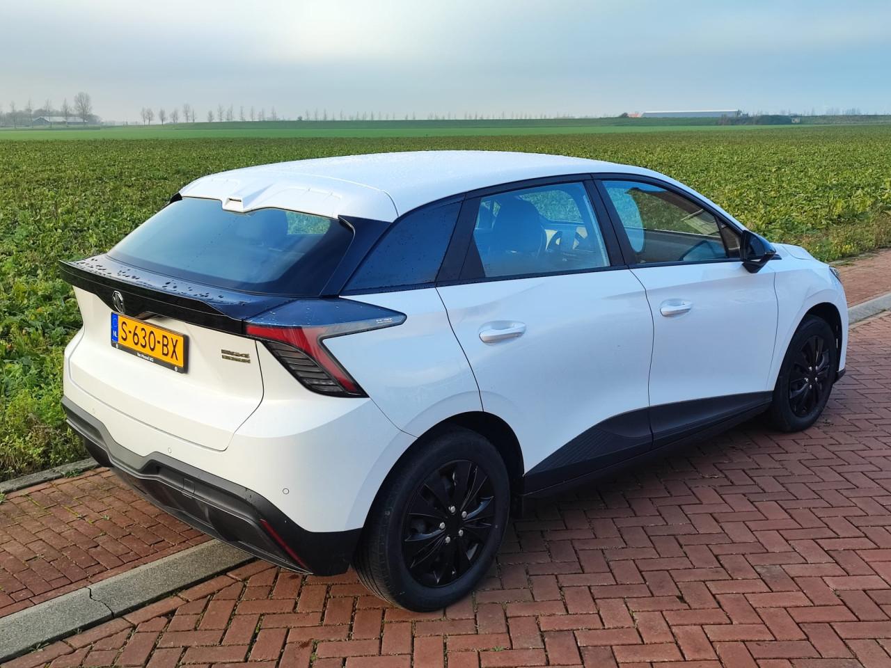 MG 4  bj 2023 45000 km.