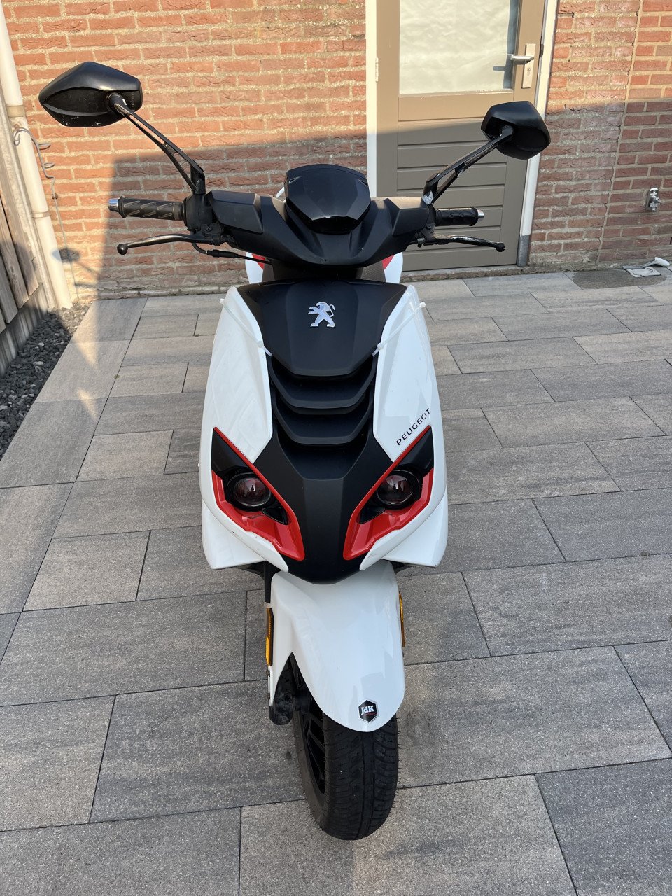 Peugeot speedfight 4