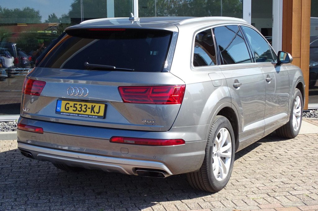 Audi Q7 3.0 tfsi quattro pro line + 7p