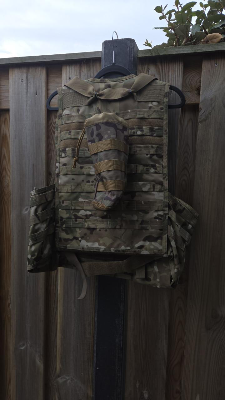 Plate carrier