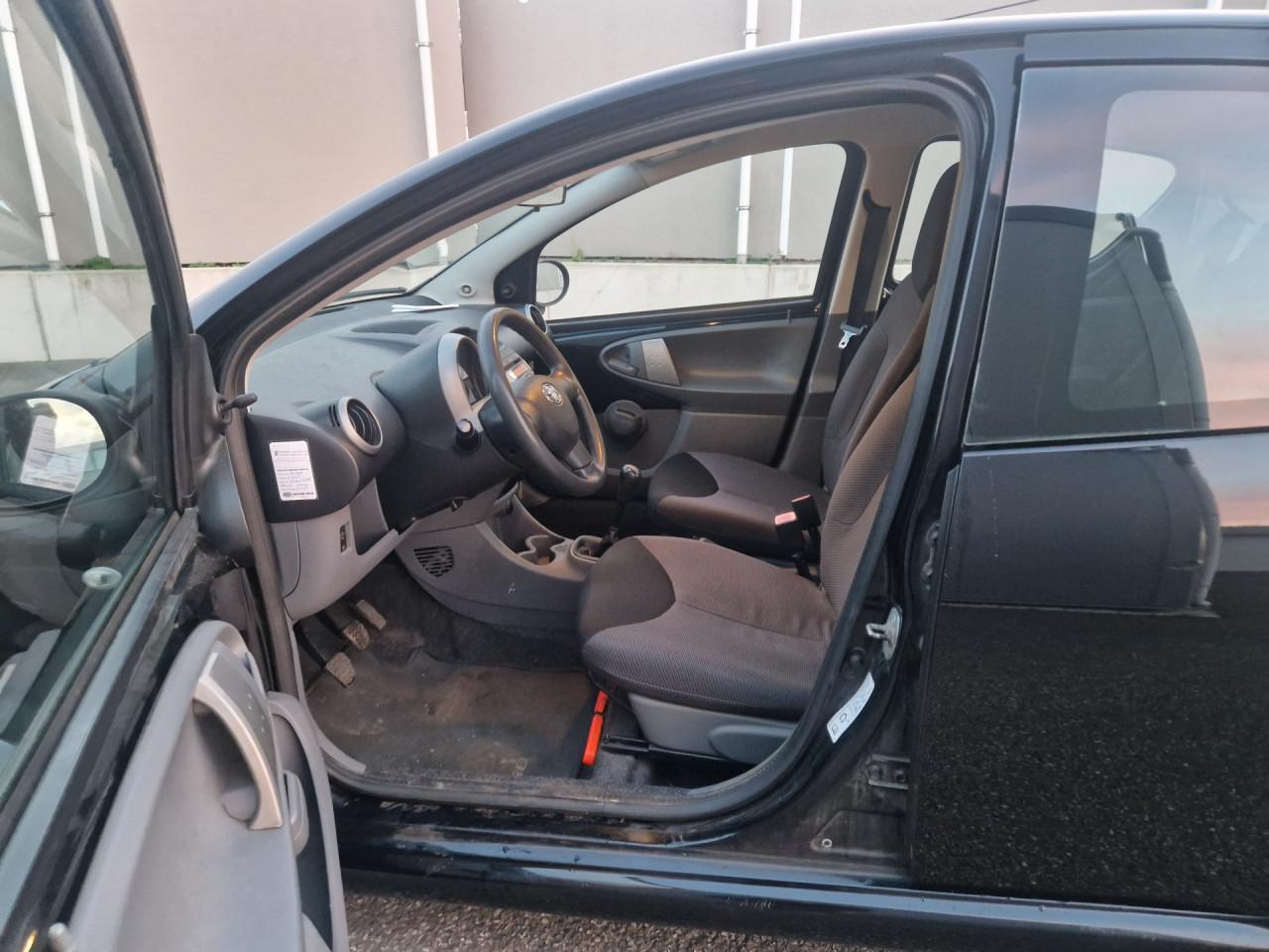 Toyota Aygo 1.0-12V +