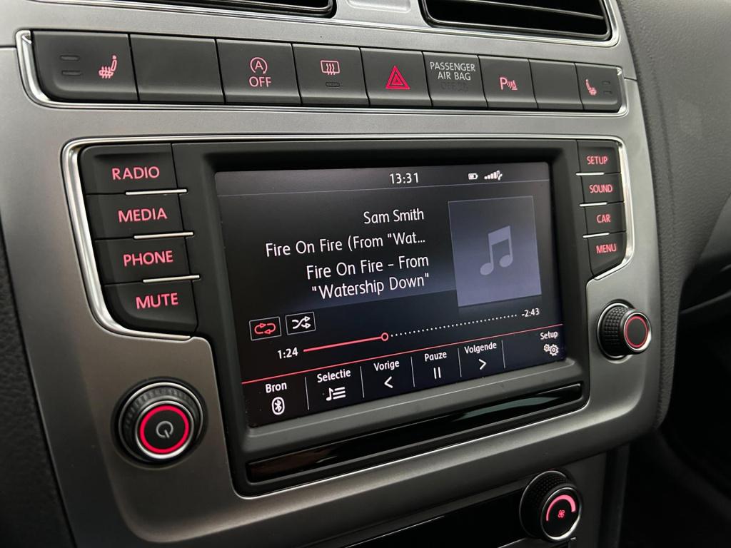 Volkswagen Polo occasion 1.2 tsi bluemotion r-line edition | zwart | tweede