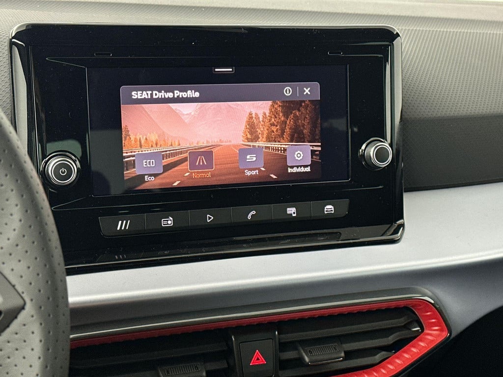 Seat Ibiza fr business connect 1.0 tsi 85kw / 115pk hatchback