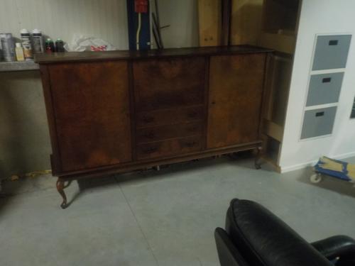 Jaren '70 wandmeubel in zeer goede staat opruimprijs 35 euro