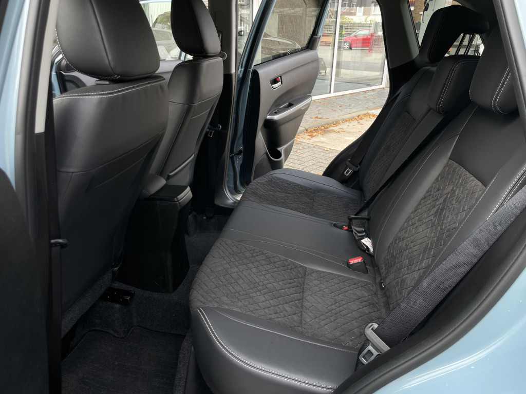 Suzuki Vitara 1.4 boosterjet style smart hybrid