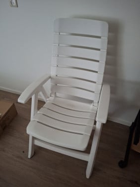 Tuinstoelen zes stuks .