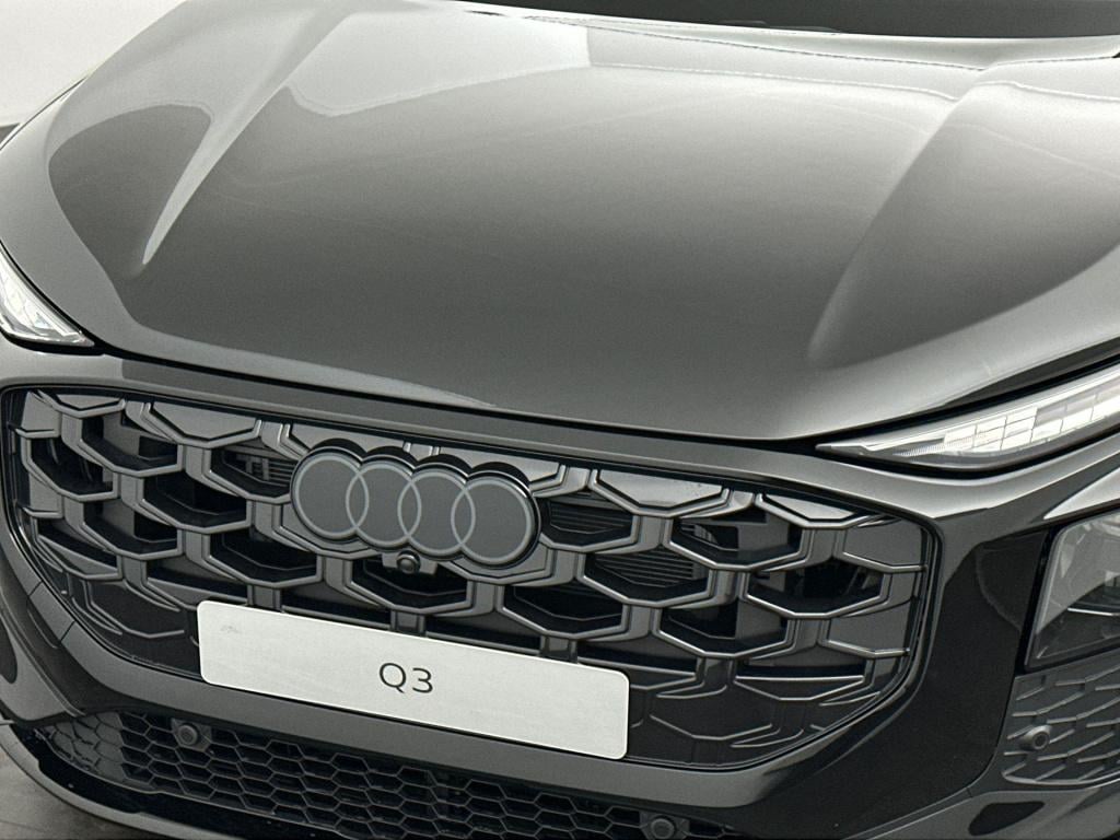 Audi Q3 s edition e-hybrid 200 kw / 272 pk hatchback 6 ver