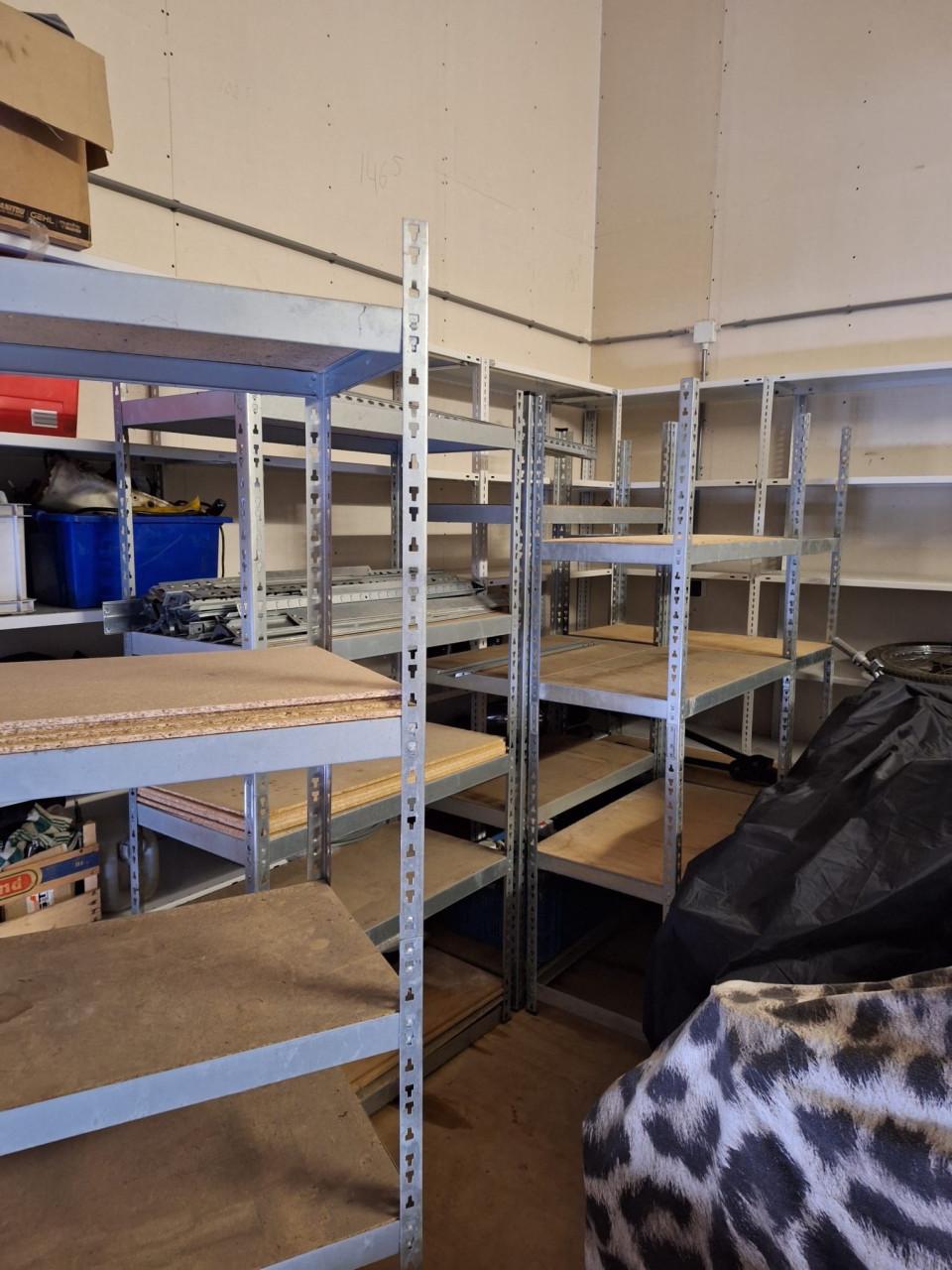 Metalen stelling rek