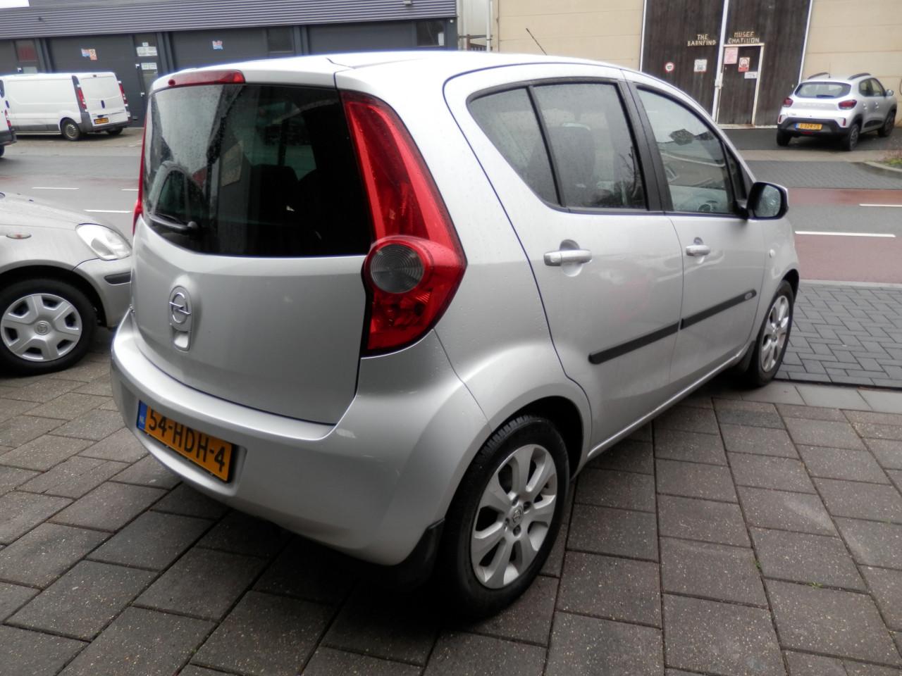 Auto Garant Biedt Aan: Opel Agila 1.2 Enjoy