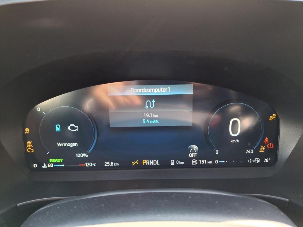 Ford Kuga 2.5 phev st-line x | nieuw! | winter pakket | panoramadak | 360° 