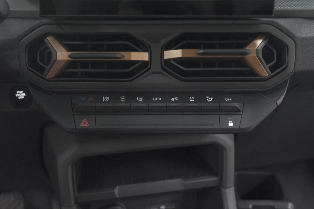 Dacia Duster mild hybrid 130 extreme | camera | apple carplay | parkeersens
