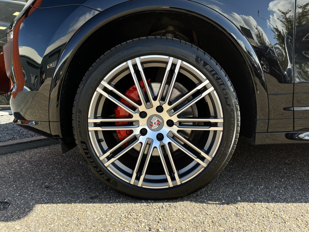 Porsche Cayenne 3.0 v6 s e-hybrid sport-design | pano | 21'' lmv | luchtver