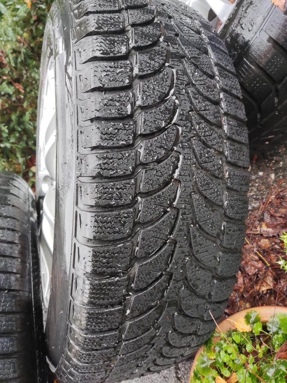 Winterbanden op velg