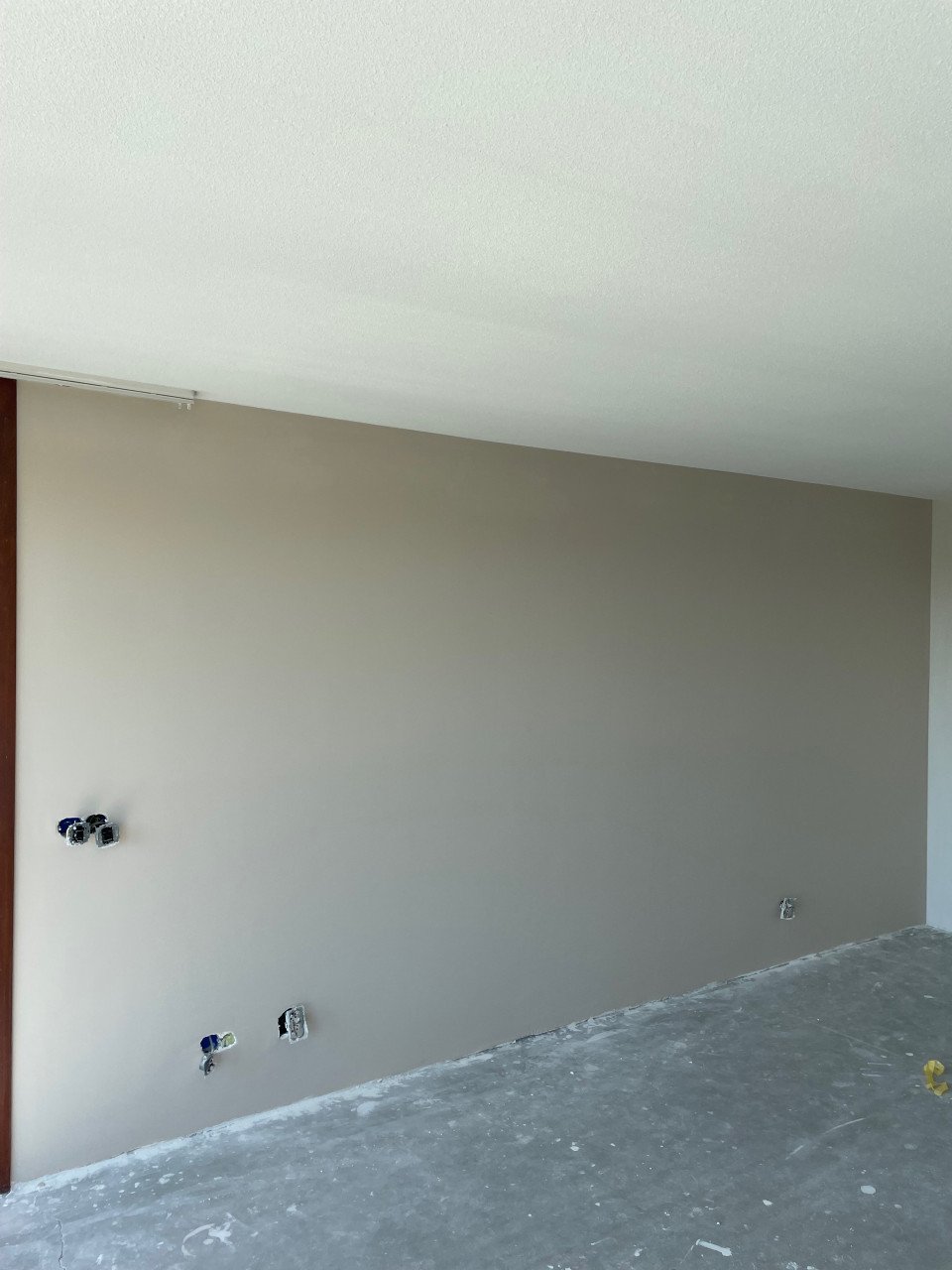 Stukadoors & Schillderwerk : 0687255401.