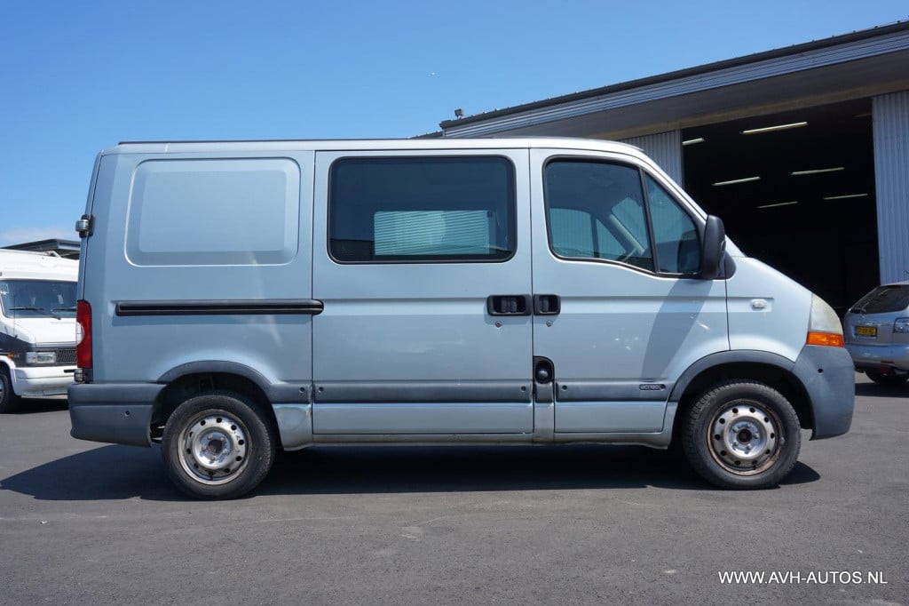 Renault Master t28 2.5dci l1 h1, exportkoopje!