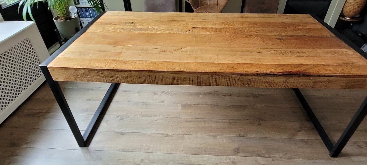 Eettafel mangohout