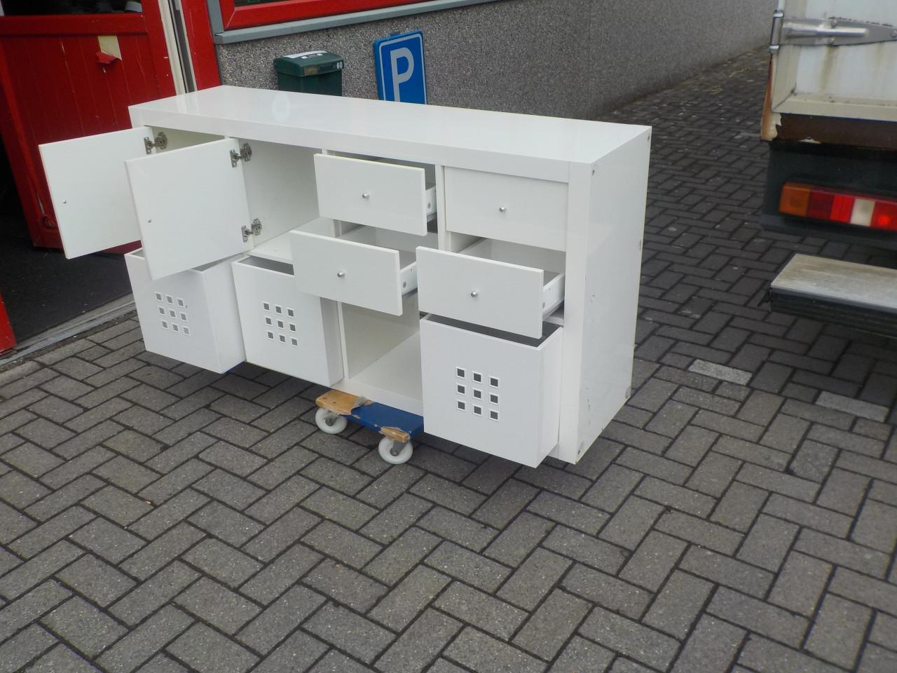 Ikea meubel met 2 deuren en 8 laden in goede staat
