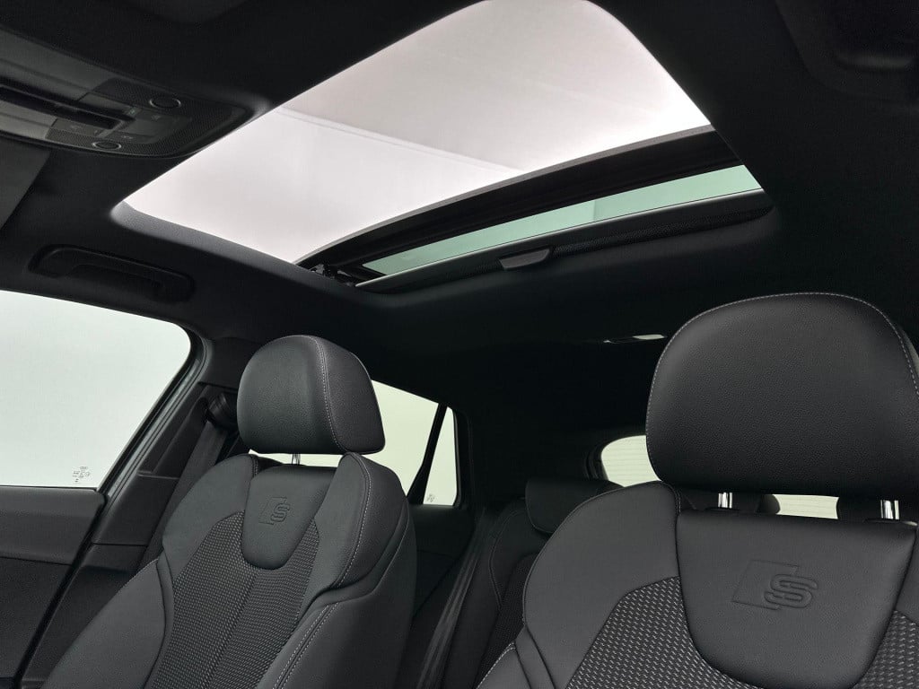 Audi Q2 s edition 35 tfsi 110 kw / 150 pk hatchback 7 vers