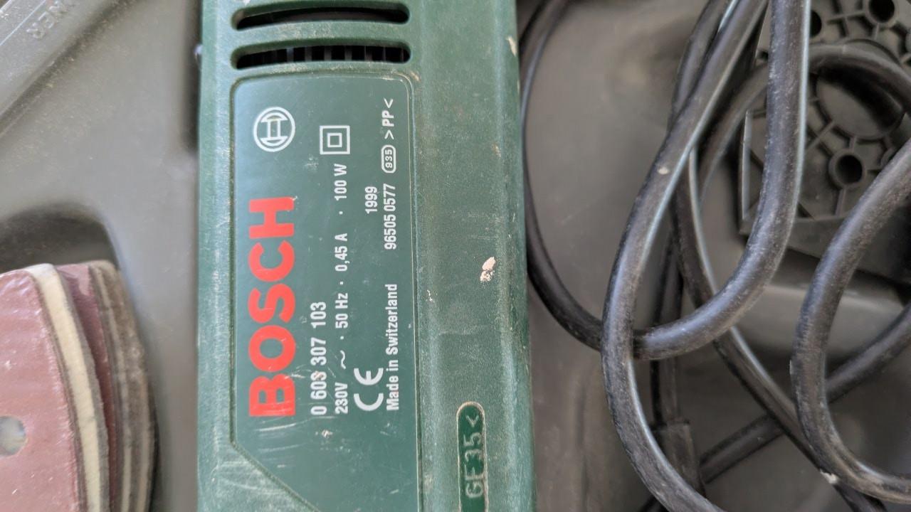 Bosch driehoek schuurmachine