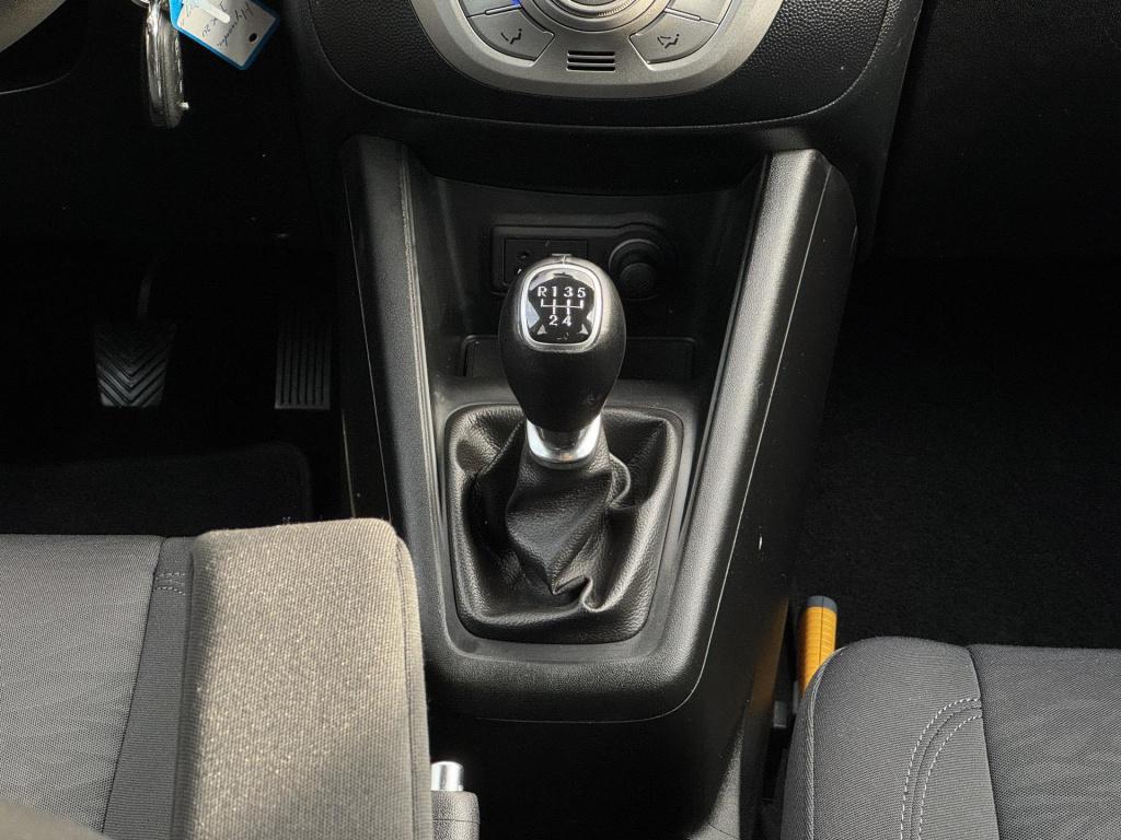 Hyundai Ix20 1.4i go! nl-auto incl. trekhaak