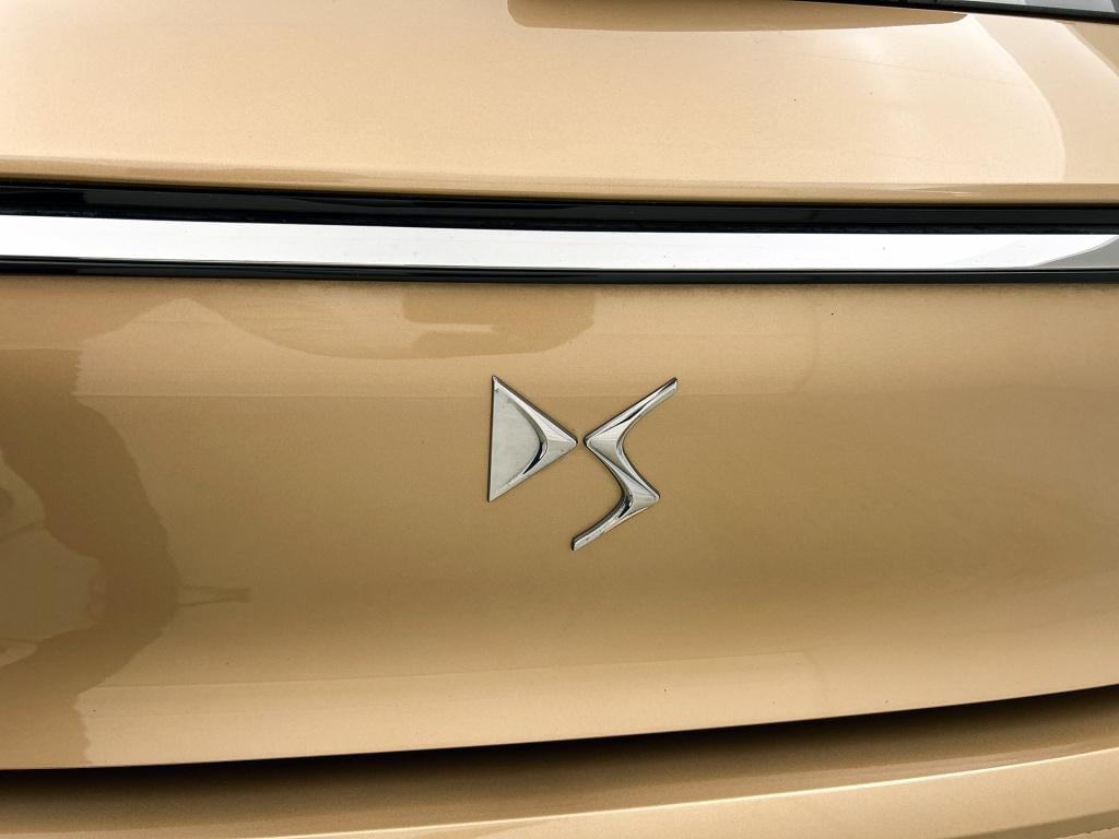 Ds Ds 4 130pk automaat trocadero | rijklaar | panoramadak | adaptive cruise