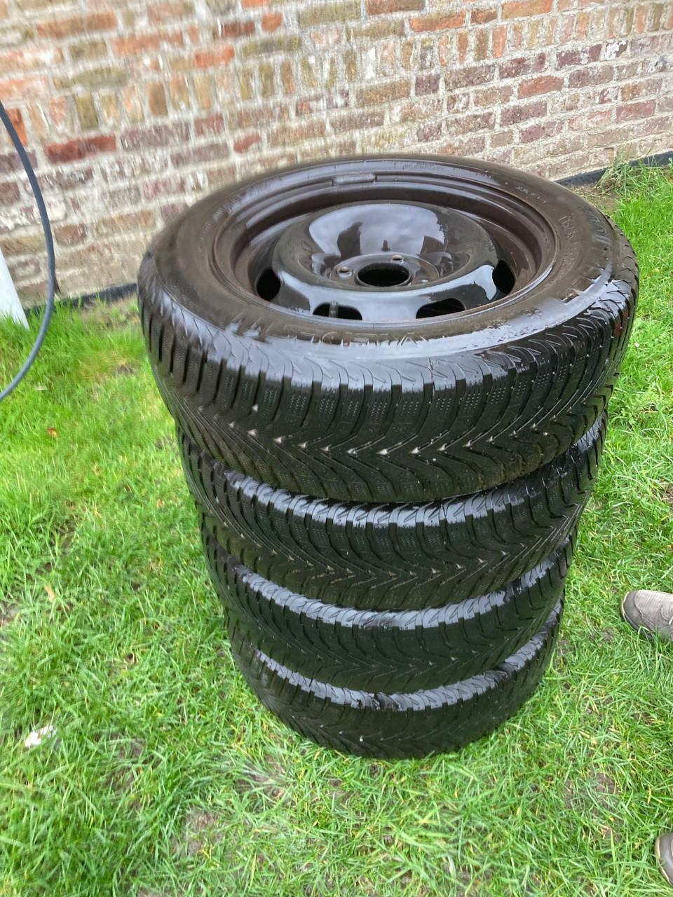 Winterbanden 185/65/R15