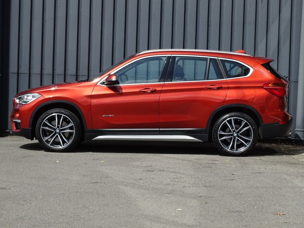 BMW X1 xdrive20i high executive