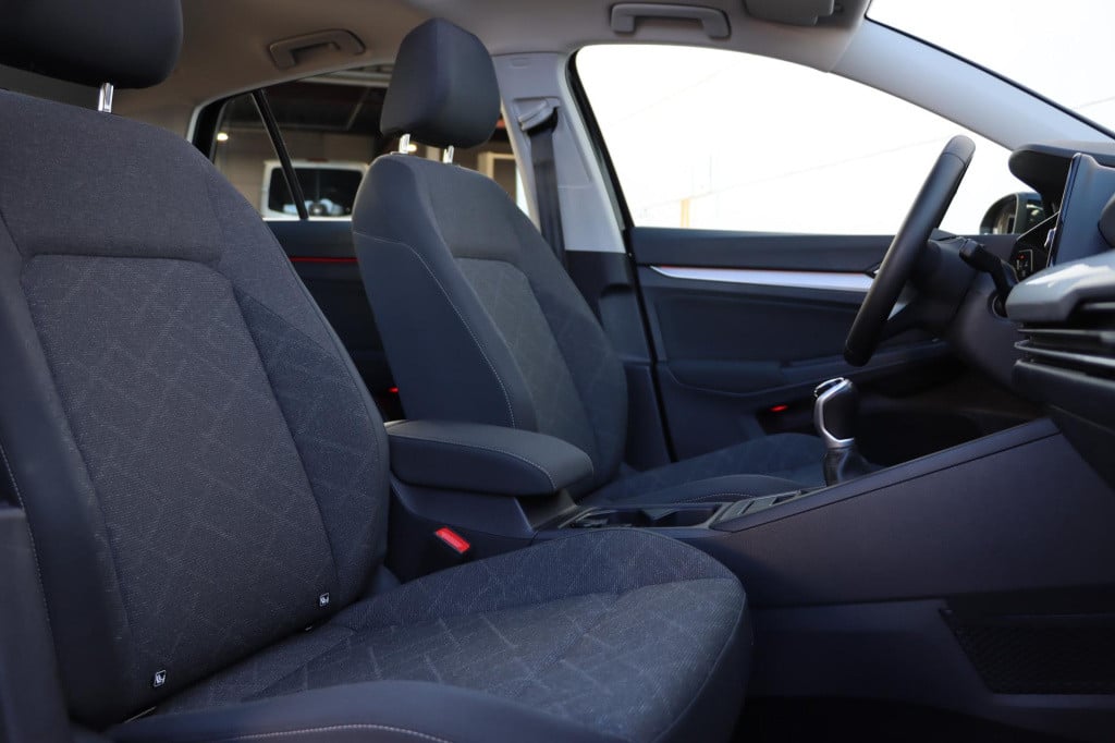 Volkswagen Golf 1.0 tsi life 110pk