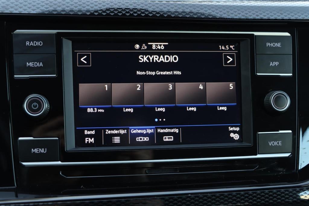 Volkswagen Polo 1.0 tsi life | carplay | sensoren | adaptive