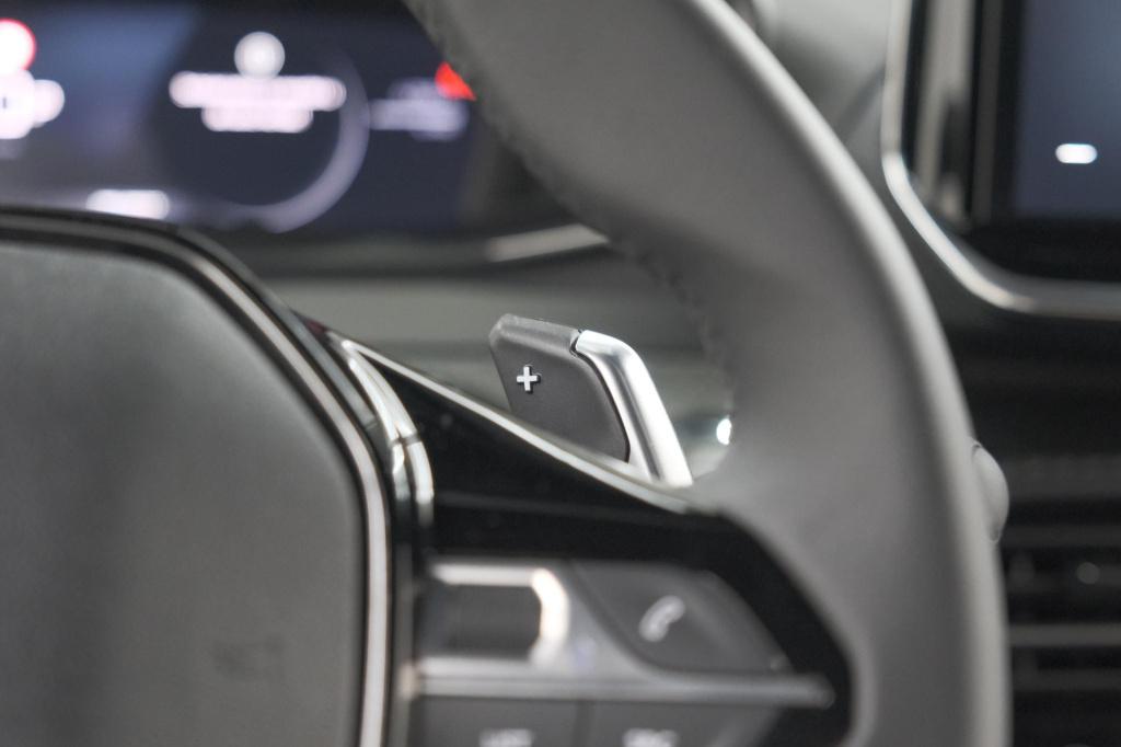 Peugeot 2008 hybrid 145 e-dcs6 allure | 360 camera | adaptieve cruise contr