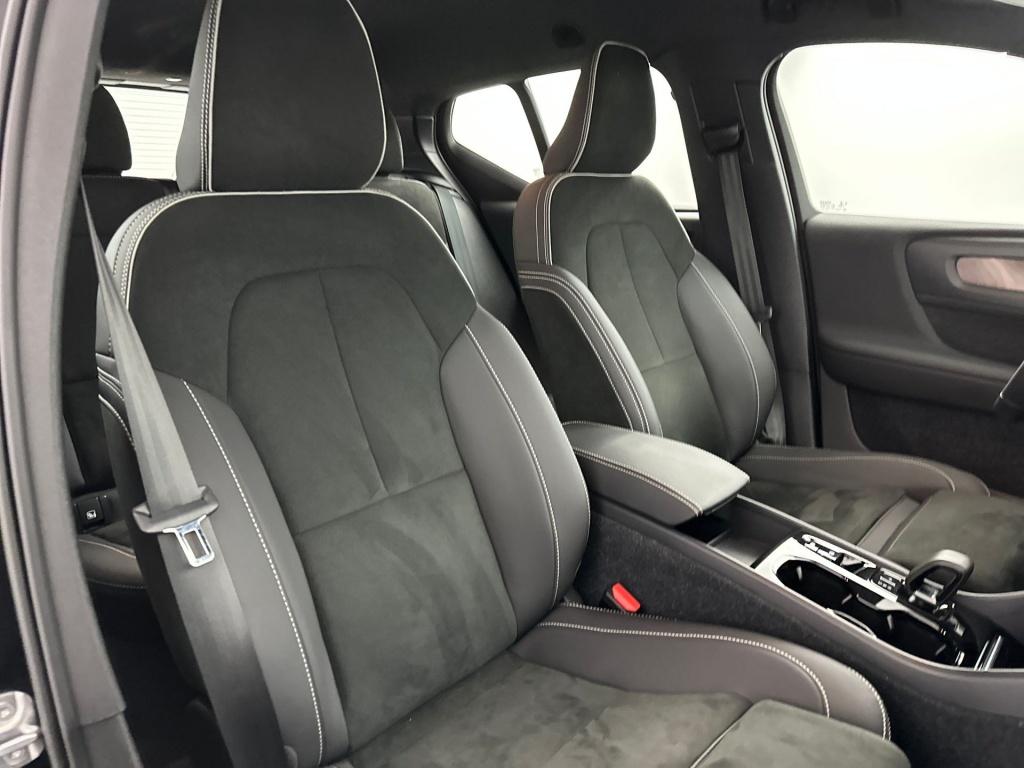 Volvo XC40 t5 262pk recharge plus dark| adap.cruise| 360camera| trekhaak