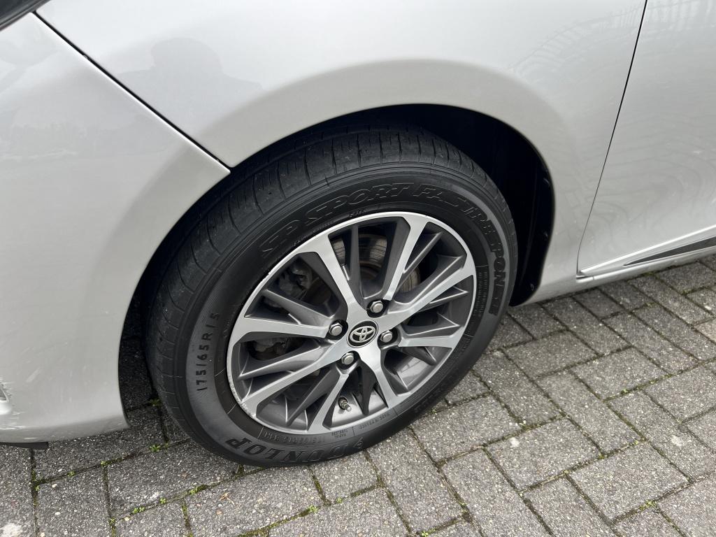 Toyota Yaris 1.5 hyb. dynamic
