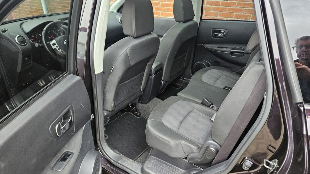 Nissan Qashqai +2 1.6 connect edition